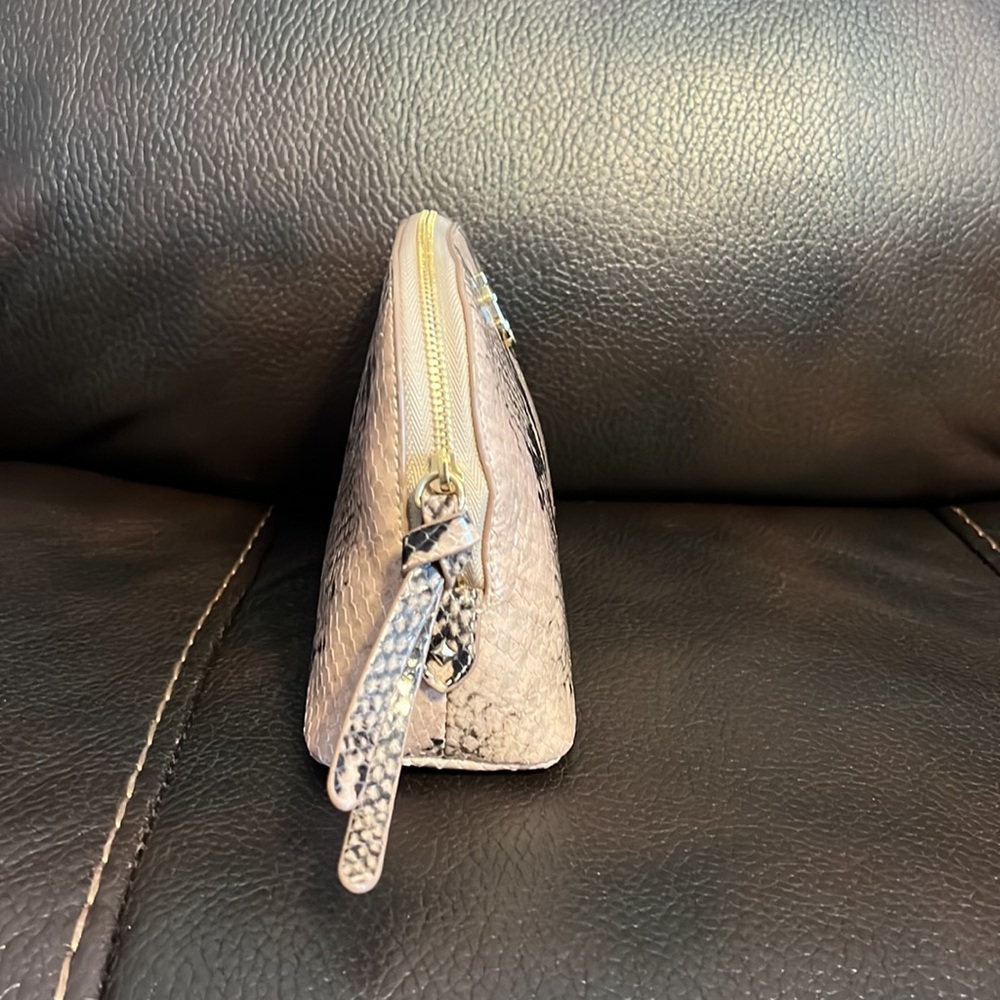 SALE!!! Jimmy Choo Python snakeskin leather logo clutch / pouch bag NEW - Picture 6 of 8